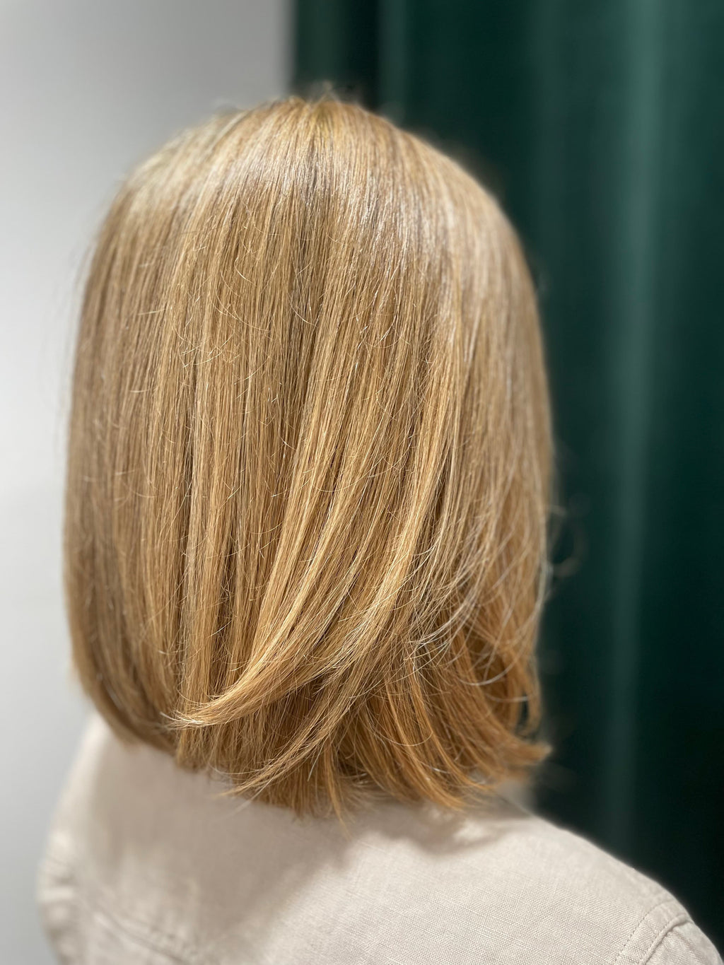 Coloration Végétale Blond Solaire – Reflets Dorés Intenses & Lumière Naturelle – 100 g